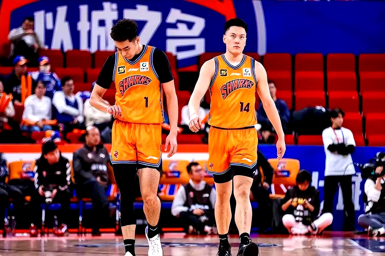 李弘权21分上海大胜广东张宁21分山西负同曦